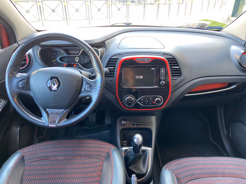 Renault Captur - 10