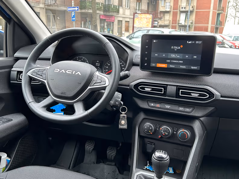 Dacia Sandero - 11