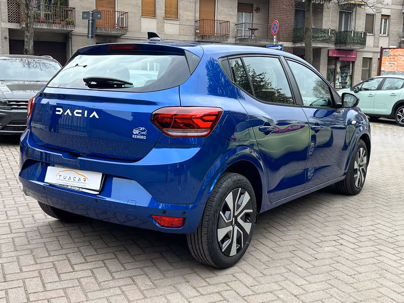 Dacia Sandero - 5