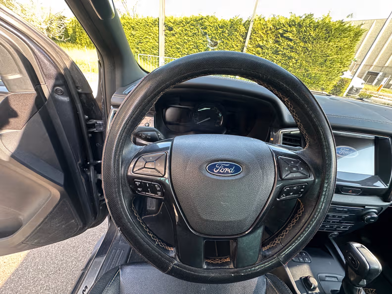 Ford Ranger - 12