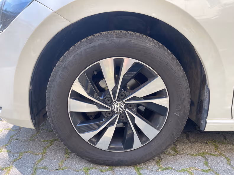 Volkswagen Polo - 43