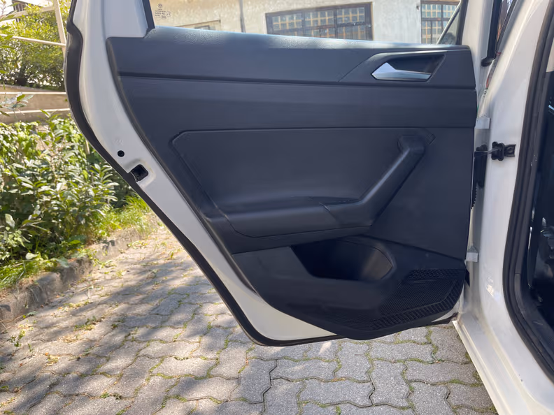 Volkswagen Polo - 35