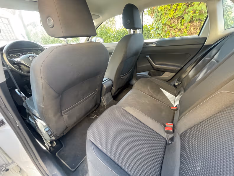 Volkswagen Polo - 29