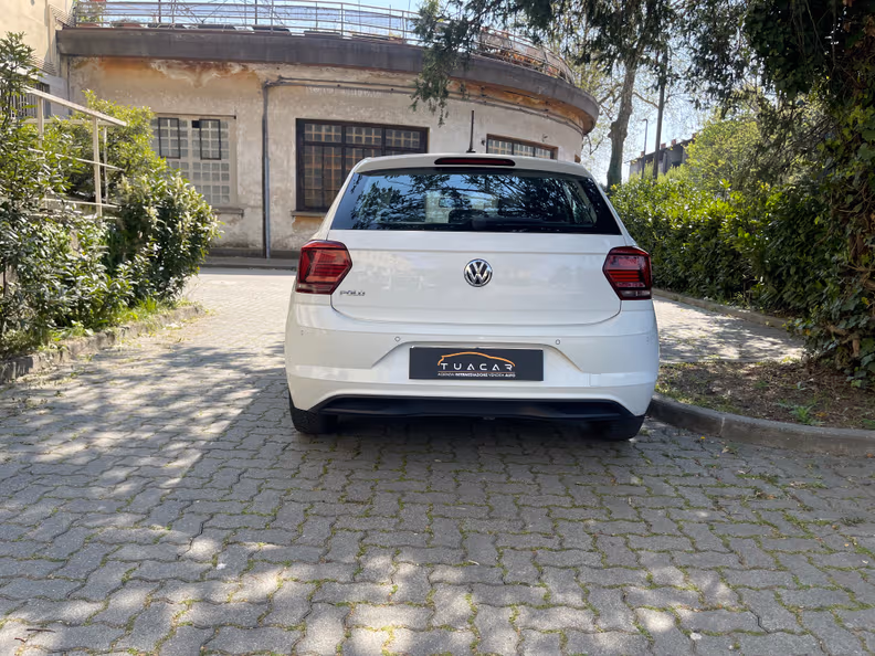 Volkswagen Polo - 6