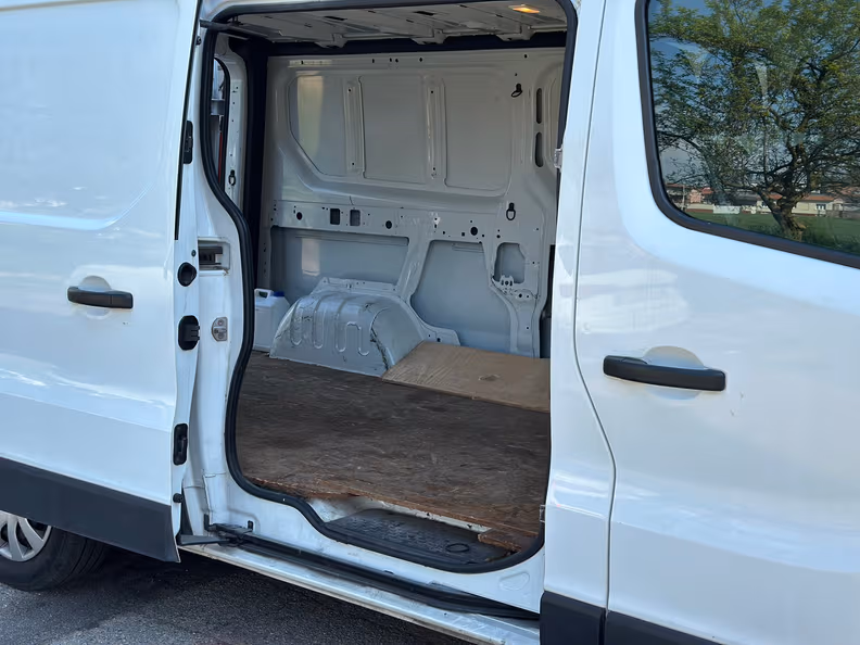 Opel Vivaro - 13