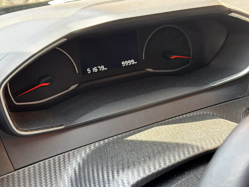 Peugeot 2008 - 16