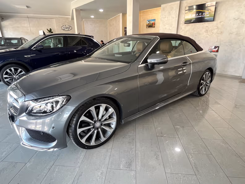Mercedes-Benz C-Class - 1