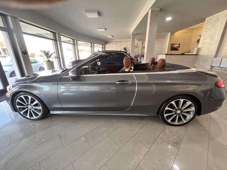 Mercedes-Benz C-Class - 15