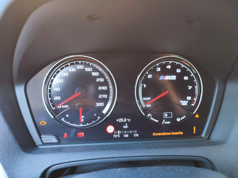 BMW 2 series - 12