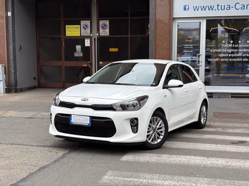 Kia Rio - 1