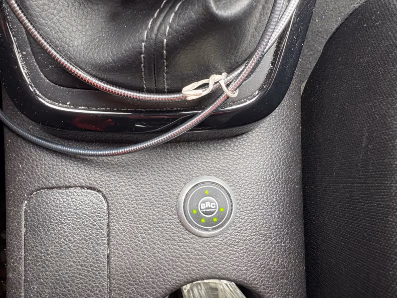 Kia Rio - 19