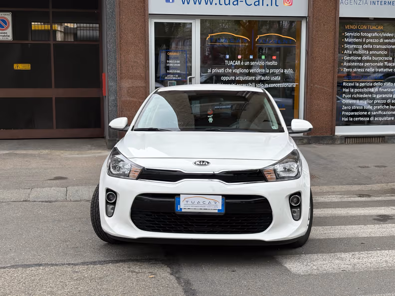 Kia Rio - 2