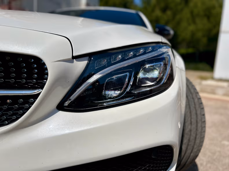 Mercedes-Benz C-Class - 12