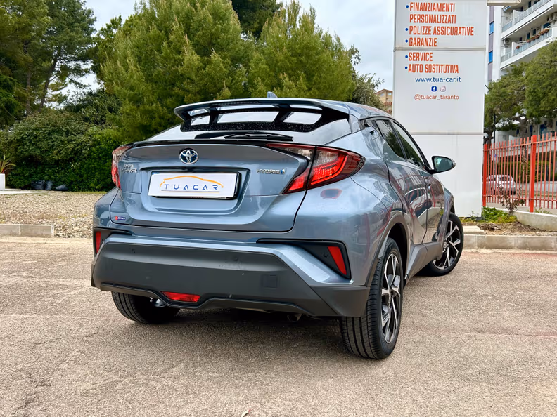 Toyota C-HR - 6