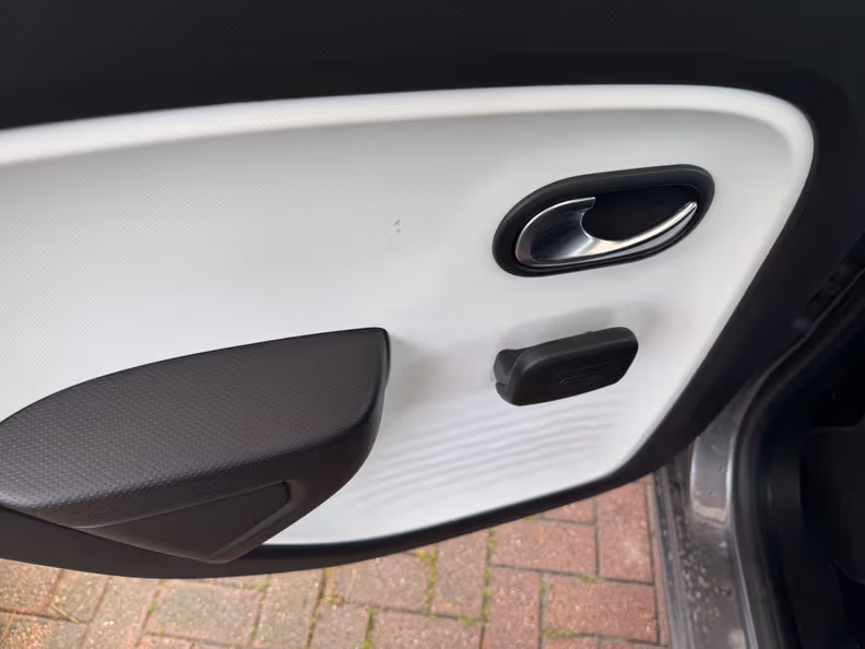 Renault Twingo - 25