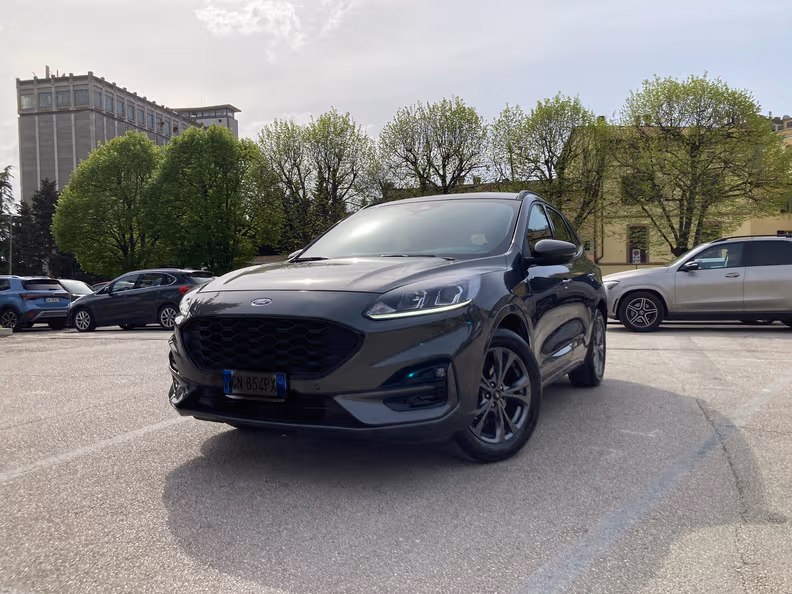 Ford Kuga - 2
