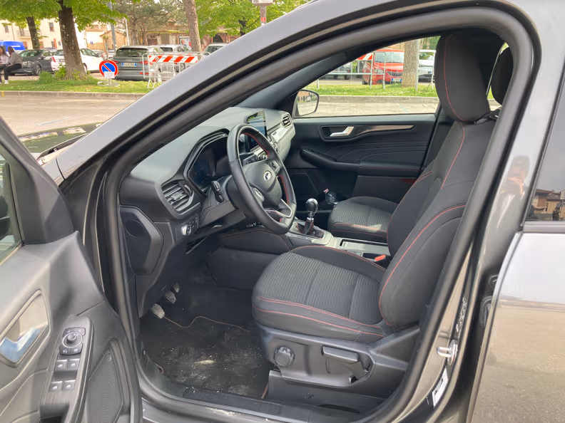 Ford Kuga - 19