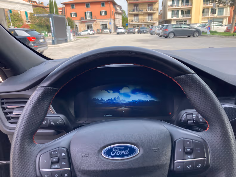 Ford Kuga - 16