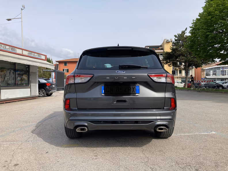Ford Kuga - 11