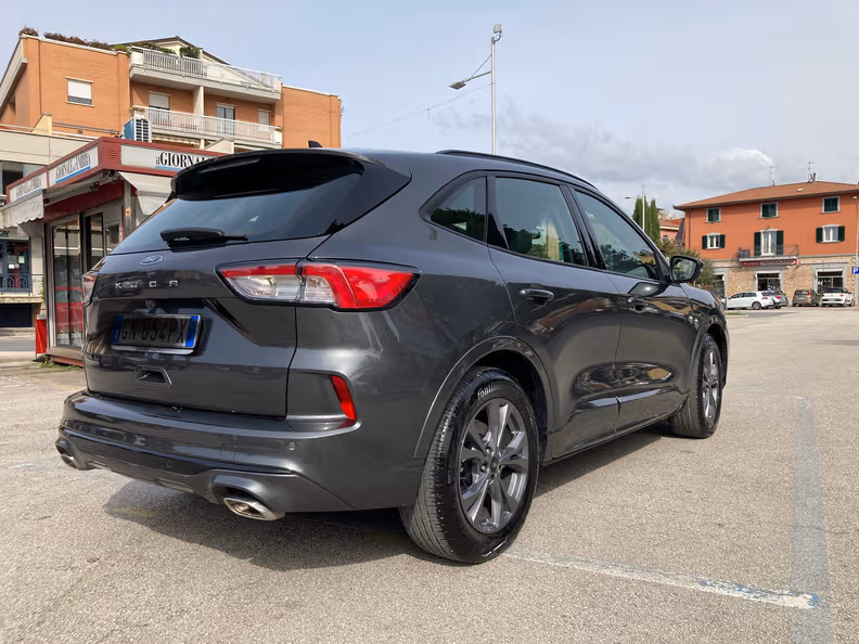 Ford Kuga - 13