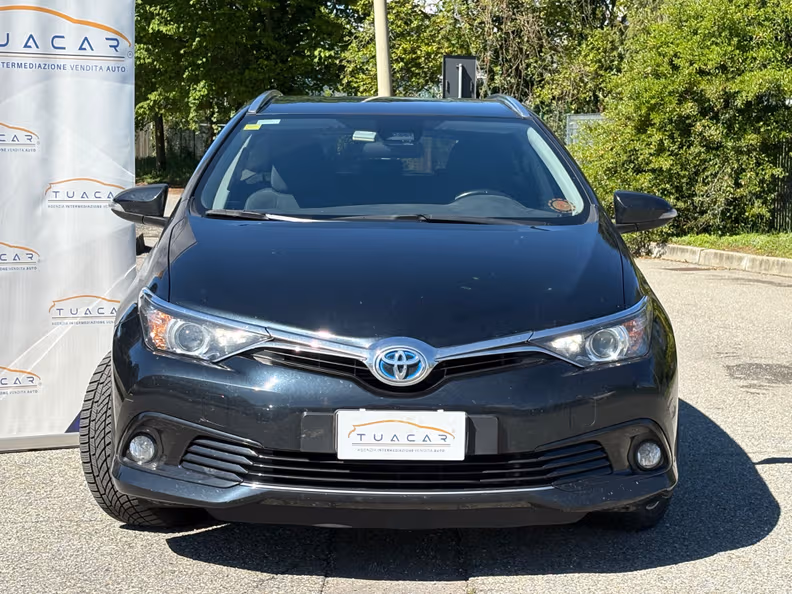 Toyota Auris - 2