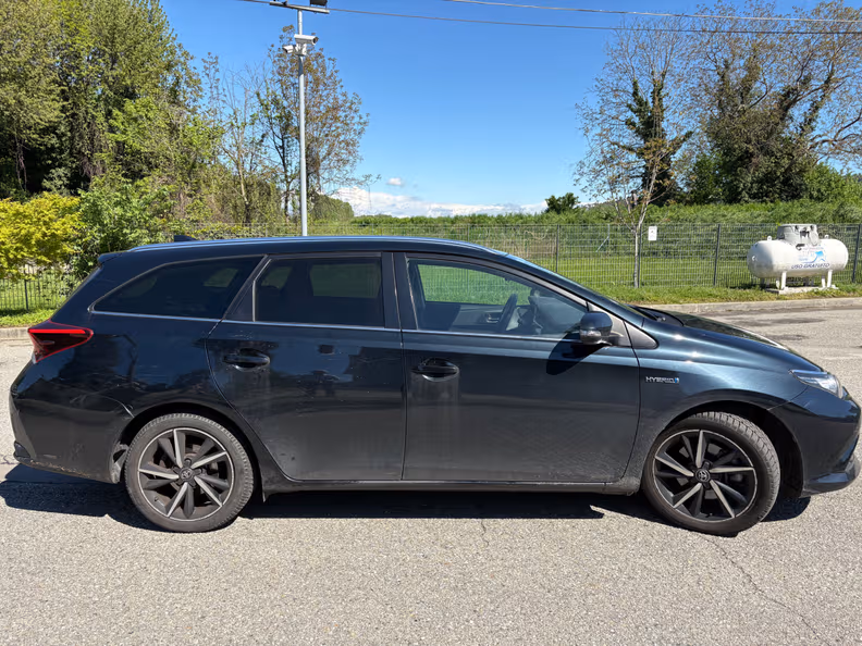Toyota Auris - 19