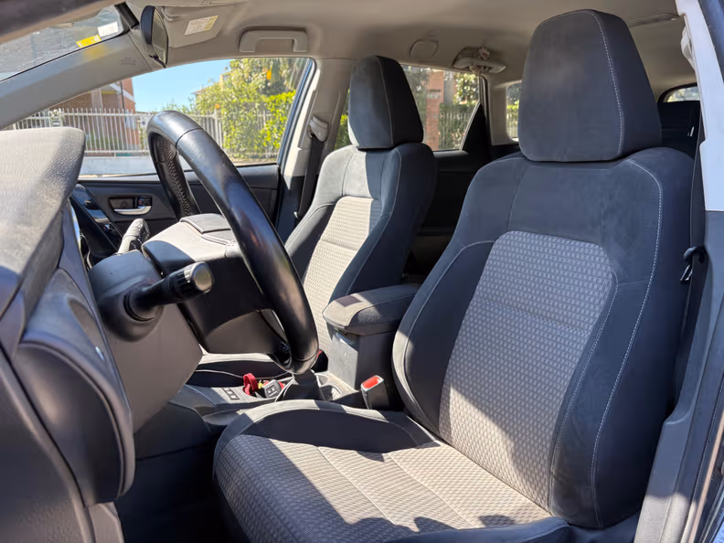 Toyota Auris - 10
