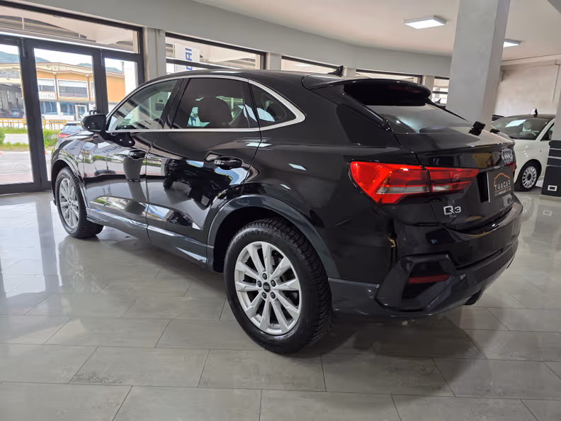 Audi Q3 - 3