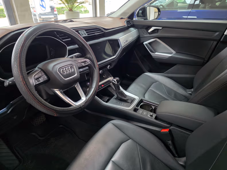 Audi Q3 - 6