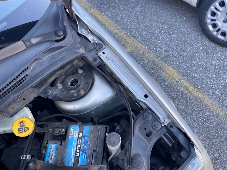 Mazda 2 / 2 Hybrid - 33