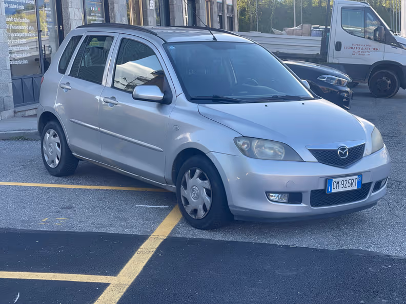 Mazda 2 / 2 Hybrid - 2