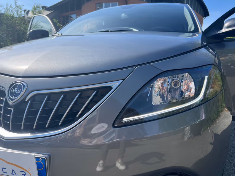 Lancia Ypsilon - 3