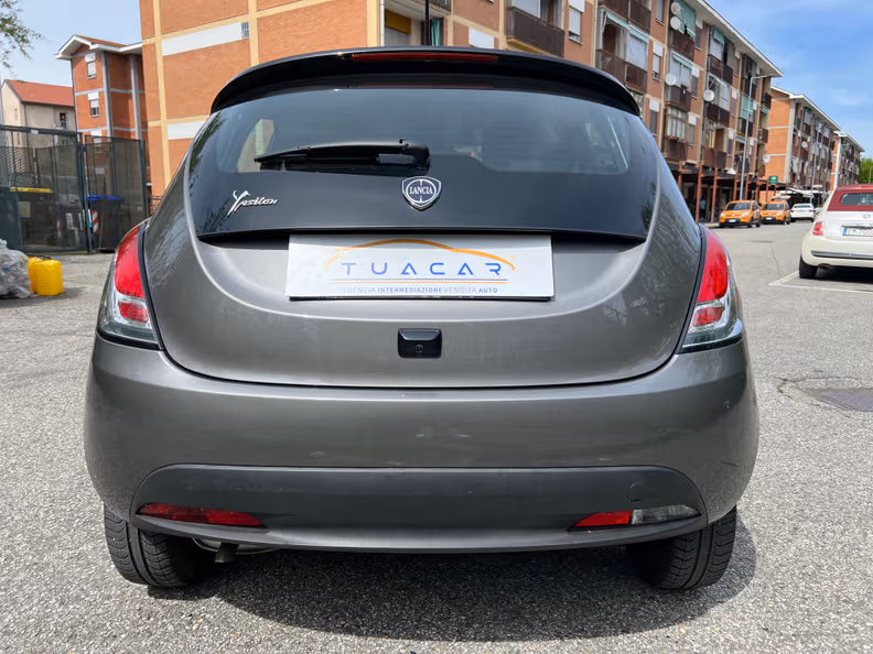 Lancia Ypsilon - 7