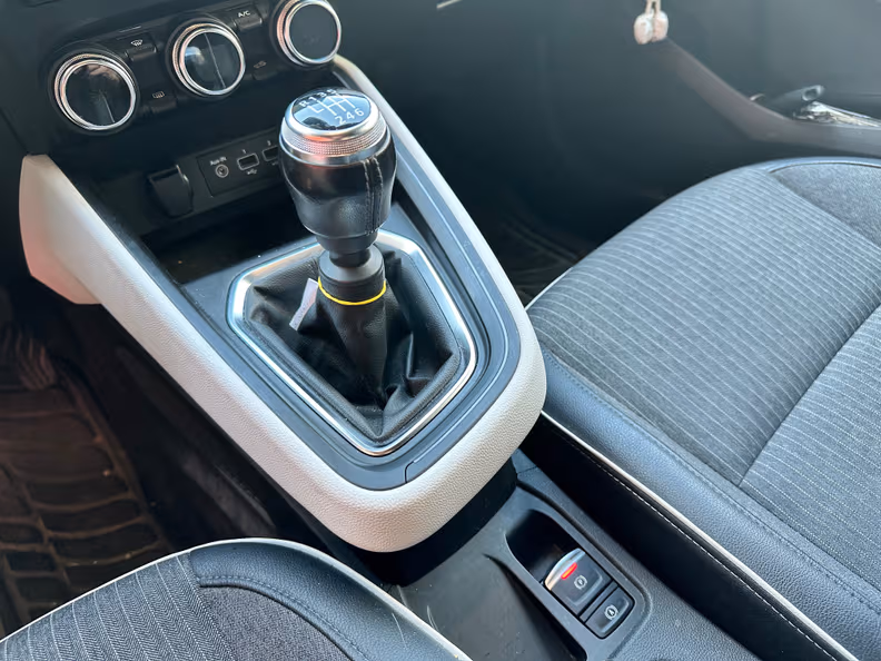 Renault Clio - 29