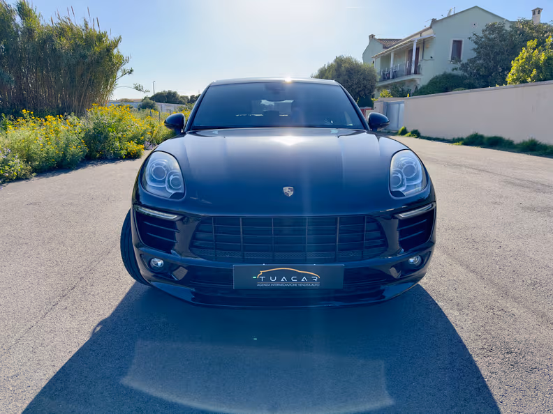 Porsche Macan - 2