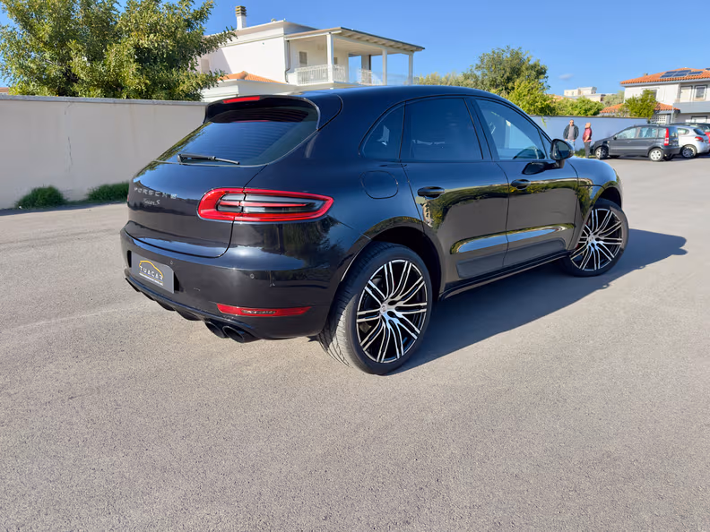 Porsche Macan - 5