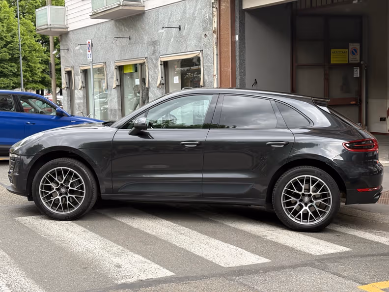 Porsche Macan - 7