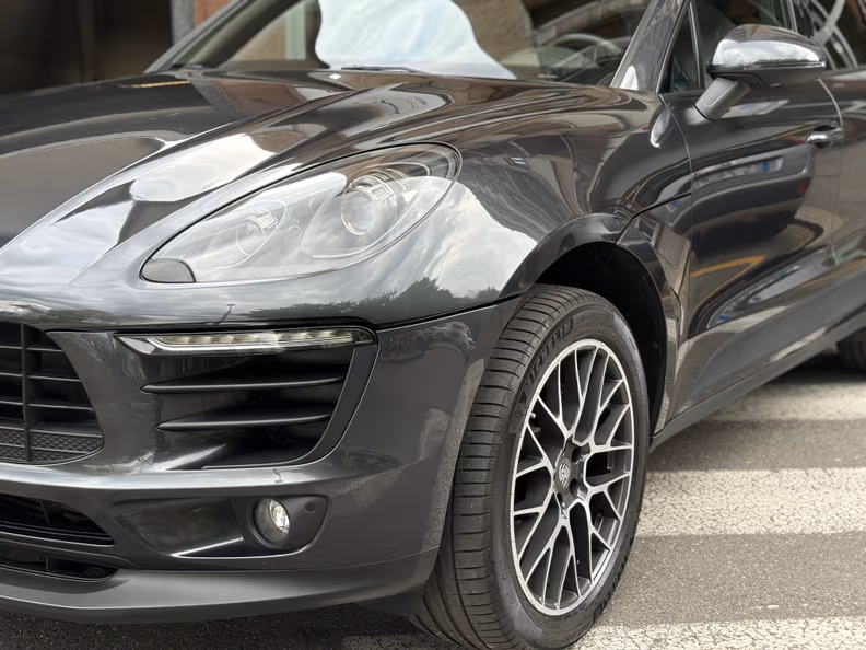 Porsche Macan - 8