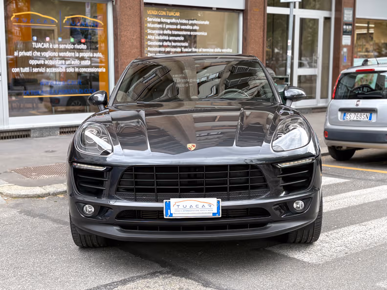 Porsche Macan - 2