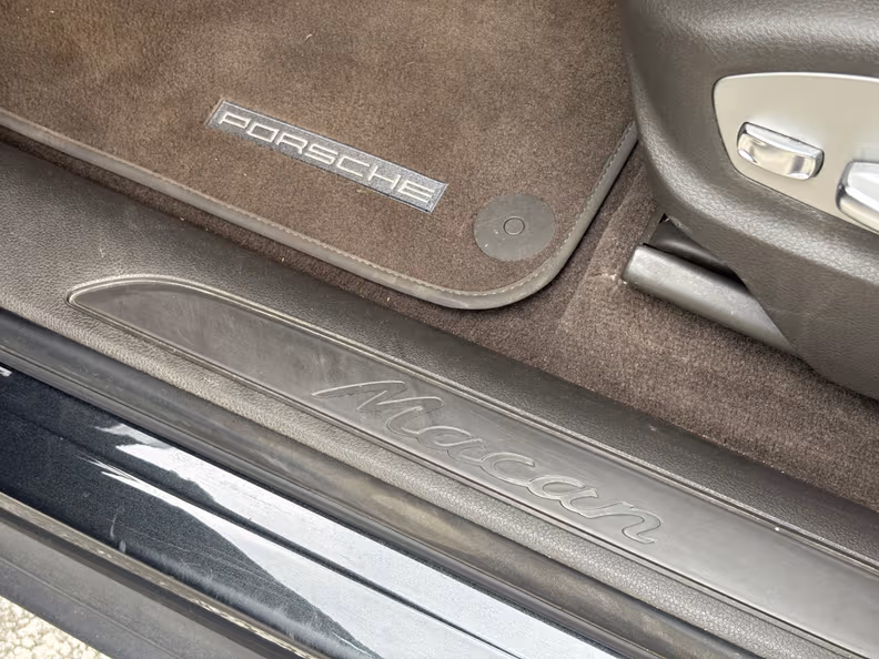 Porsche Macan - 21