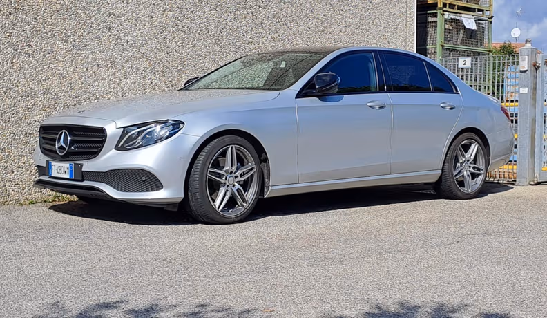 Mercedes-Benz E-Class - 3
