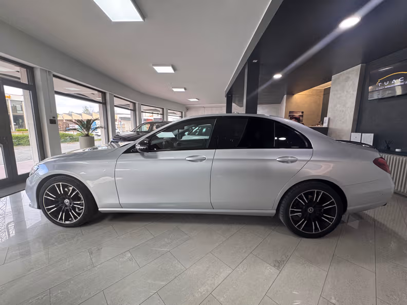 Mercedes-Benz E-Class - 2