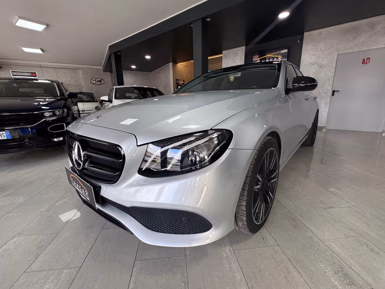 Mercedes-Benz E-Class - 10