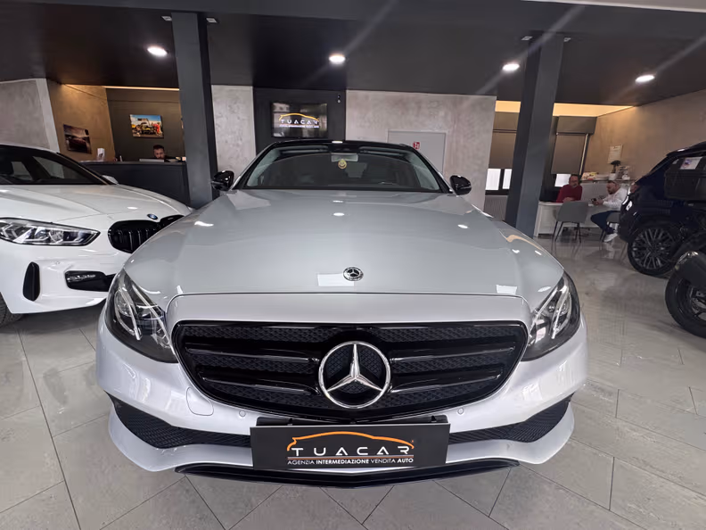 Mercedes-Benz E-Class - 9