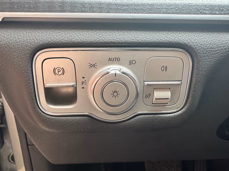 Mercedes-Benz GLE-Class - 23