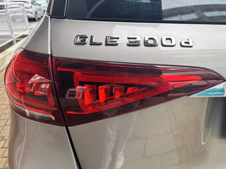 Mercedes-Benz GLE-Class - 20
