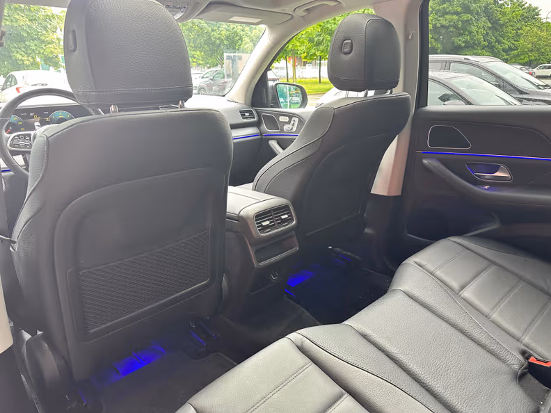 Mercedes-Benz GLE-Class - 32
