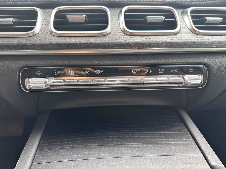 Mercedes-Benz GLE-Class - 26