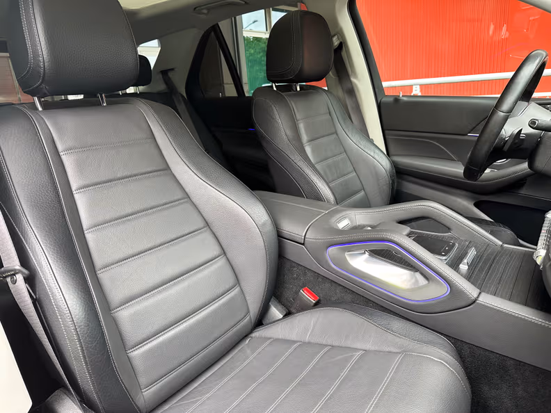 Mercedes-Benz GLE-Class - 31
