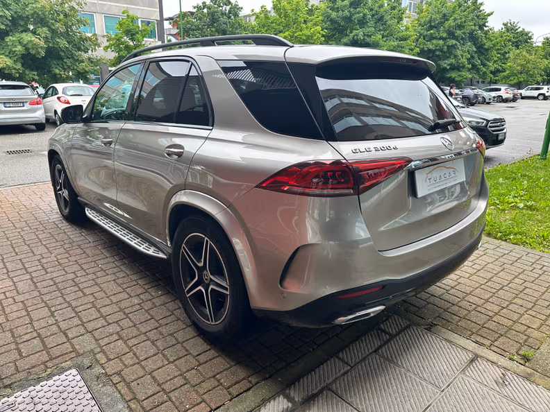 Mercedes-Benz GLE-Class - 19